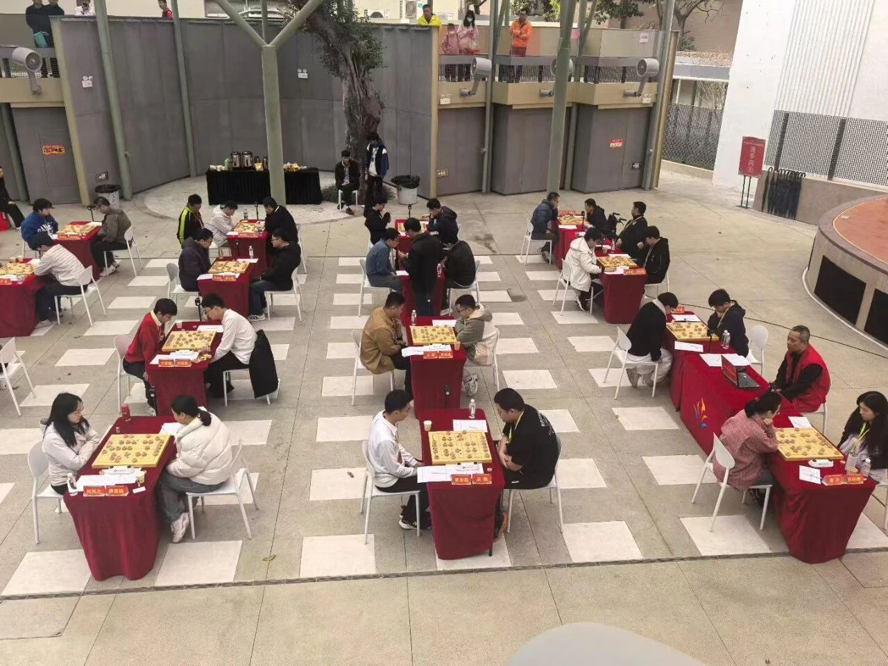 ��32�조���򱭡�Ԥ����Ļ 15������ӭս������ ��������˼��