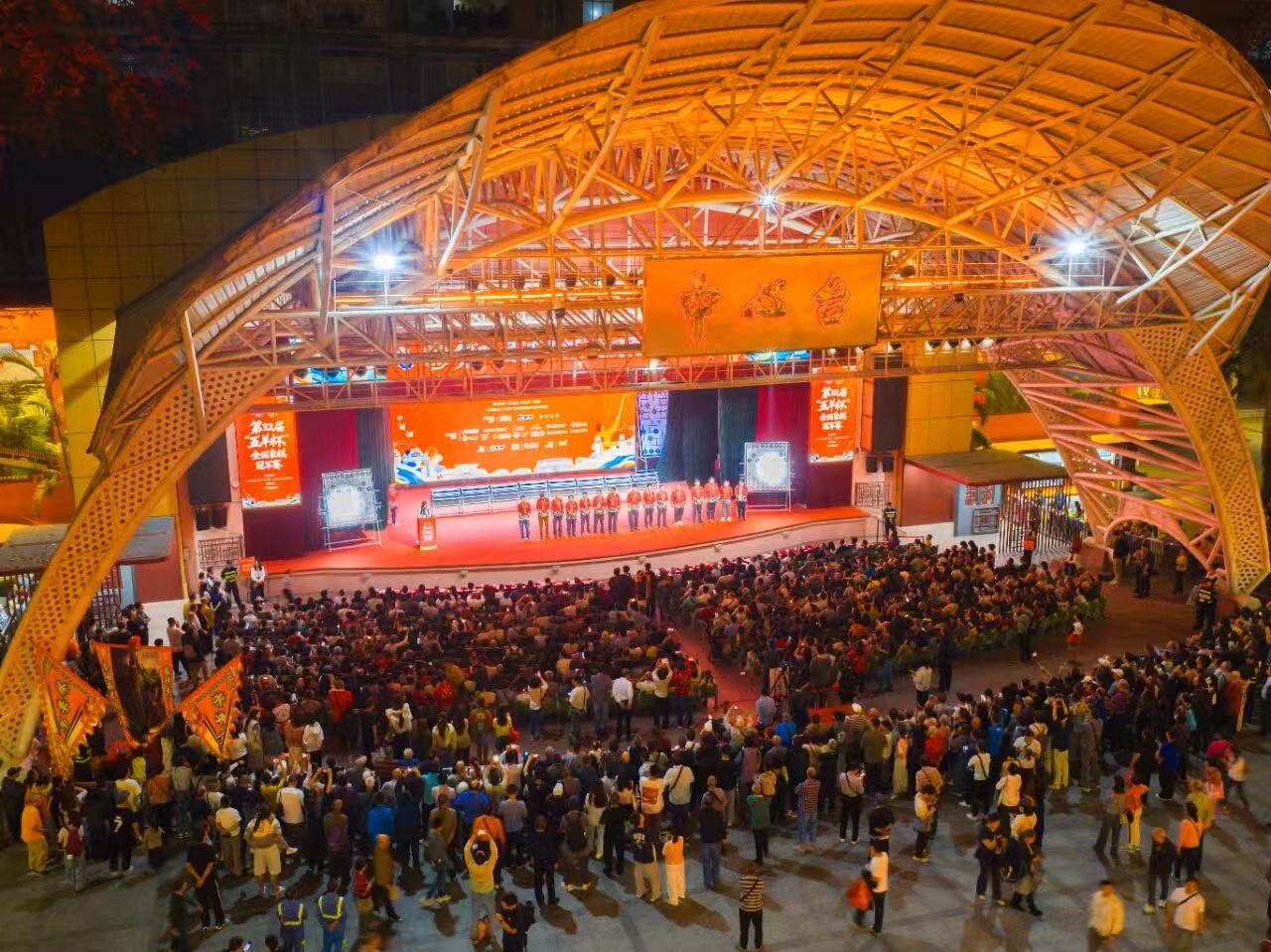 ��32�조���򱭡�ȫ������ھ������������ɼ���